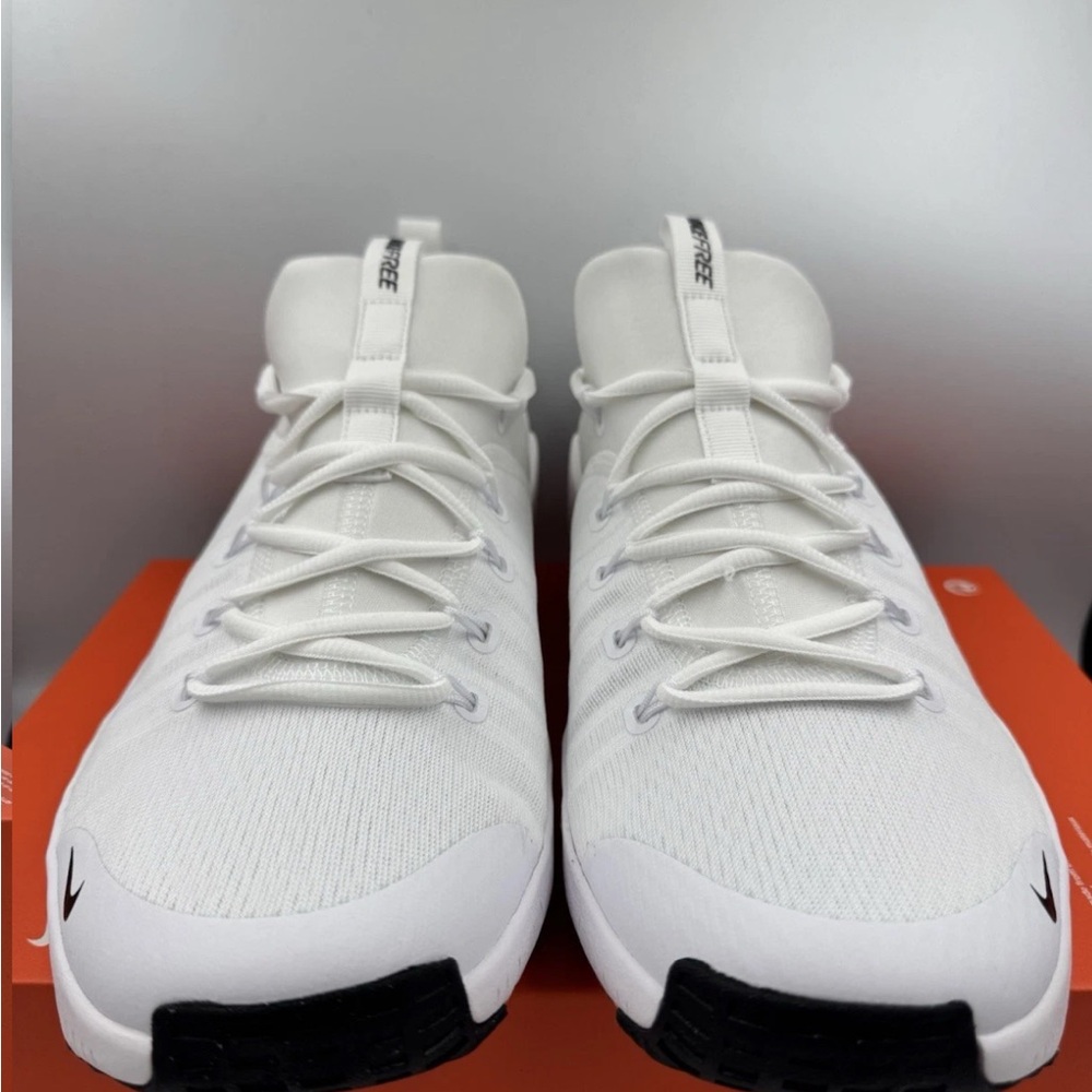 Nike Free Metcon 6 White Black BRAND NEW Multiple Sizes - Picture 3 of 7
